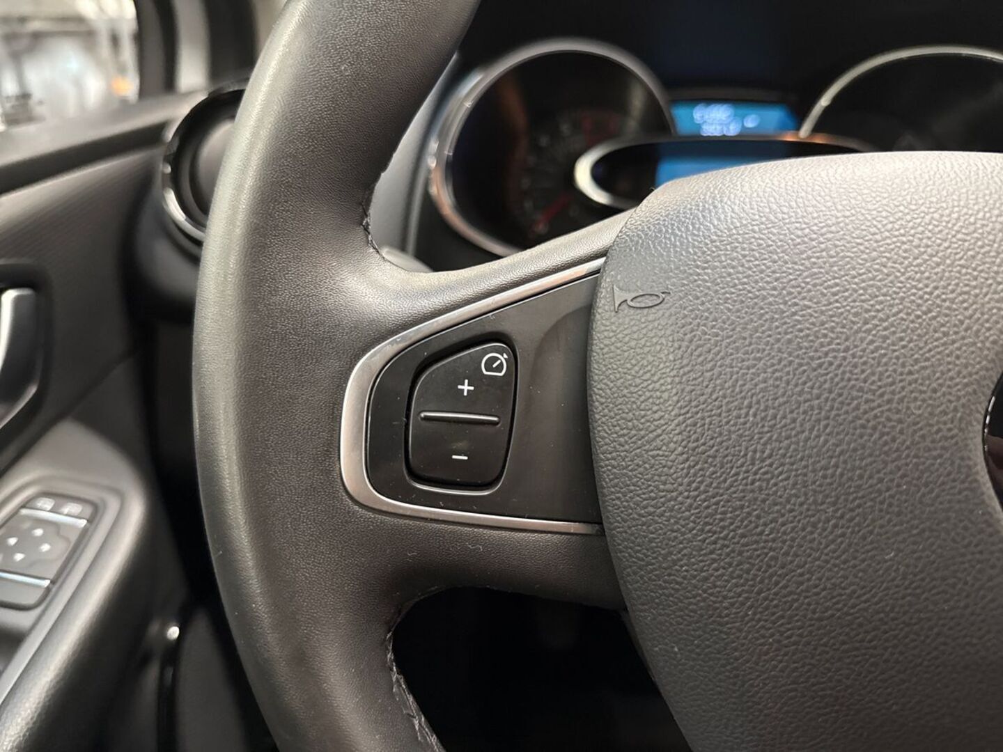 RENAULT Clio 2018