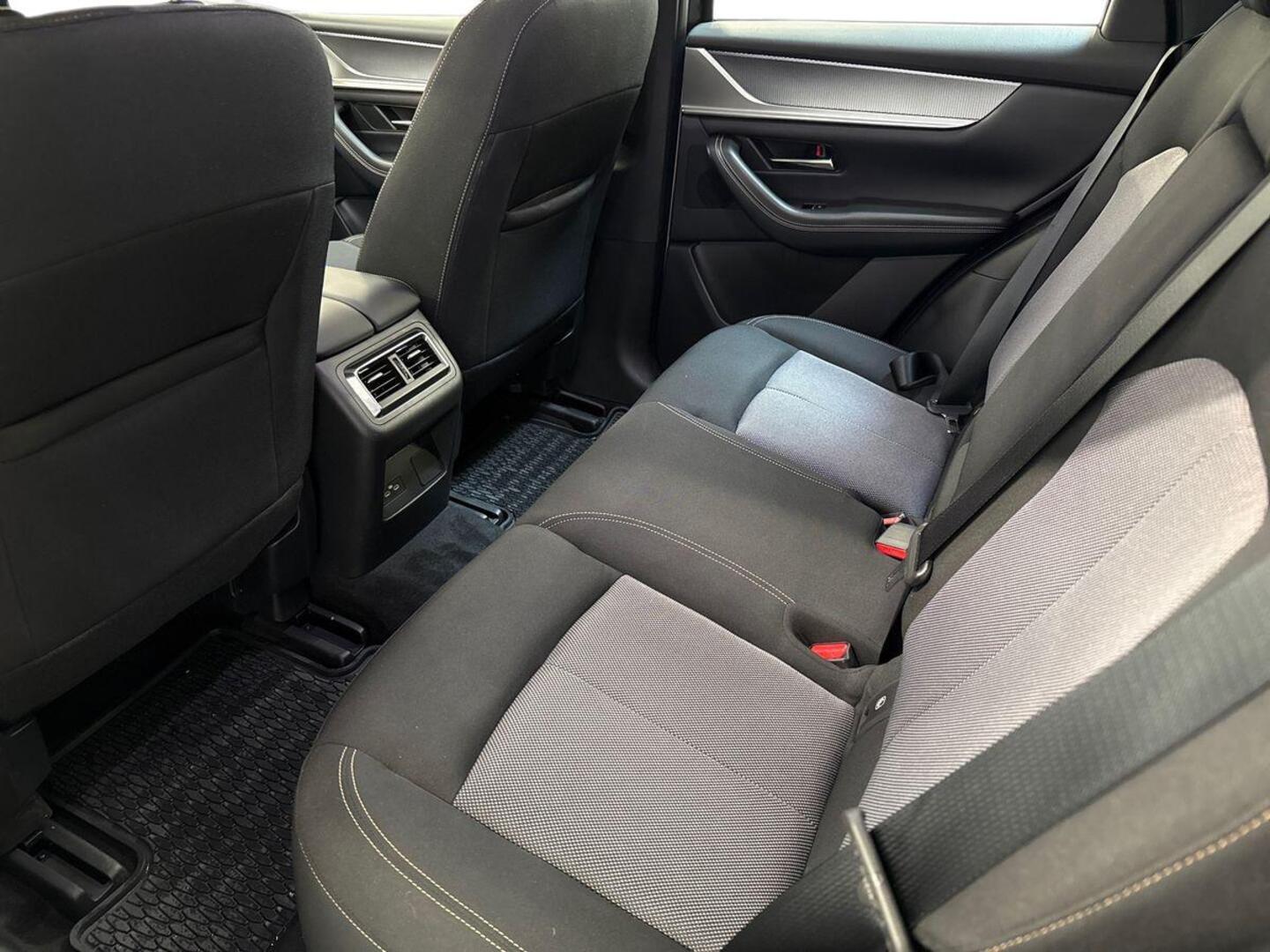 MAZDA CX-60 11