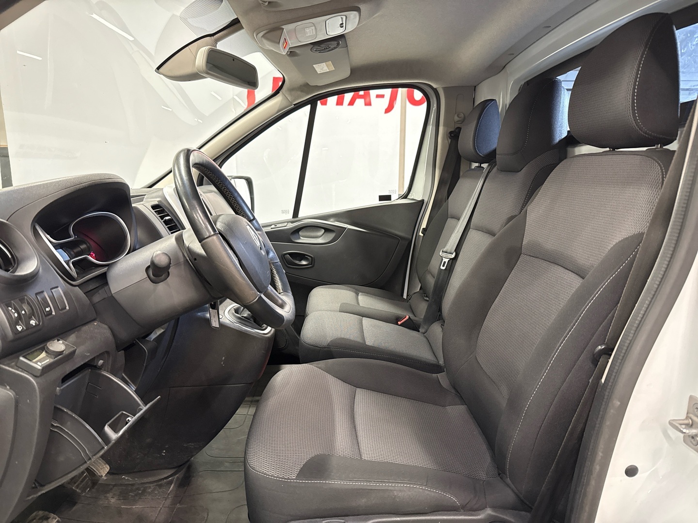 RENAULT Trafic 2021