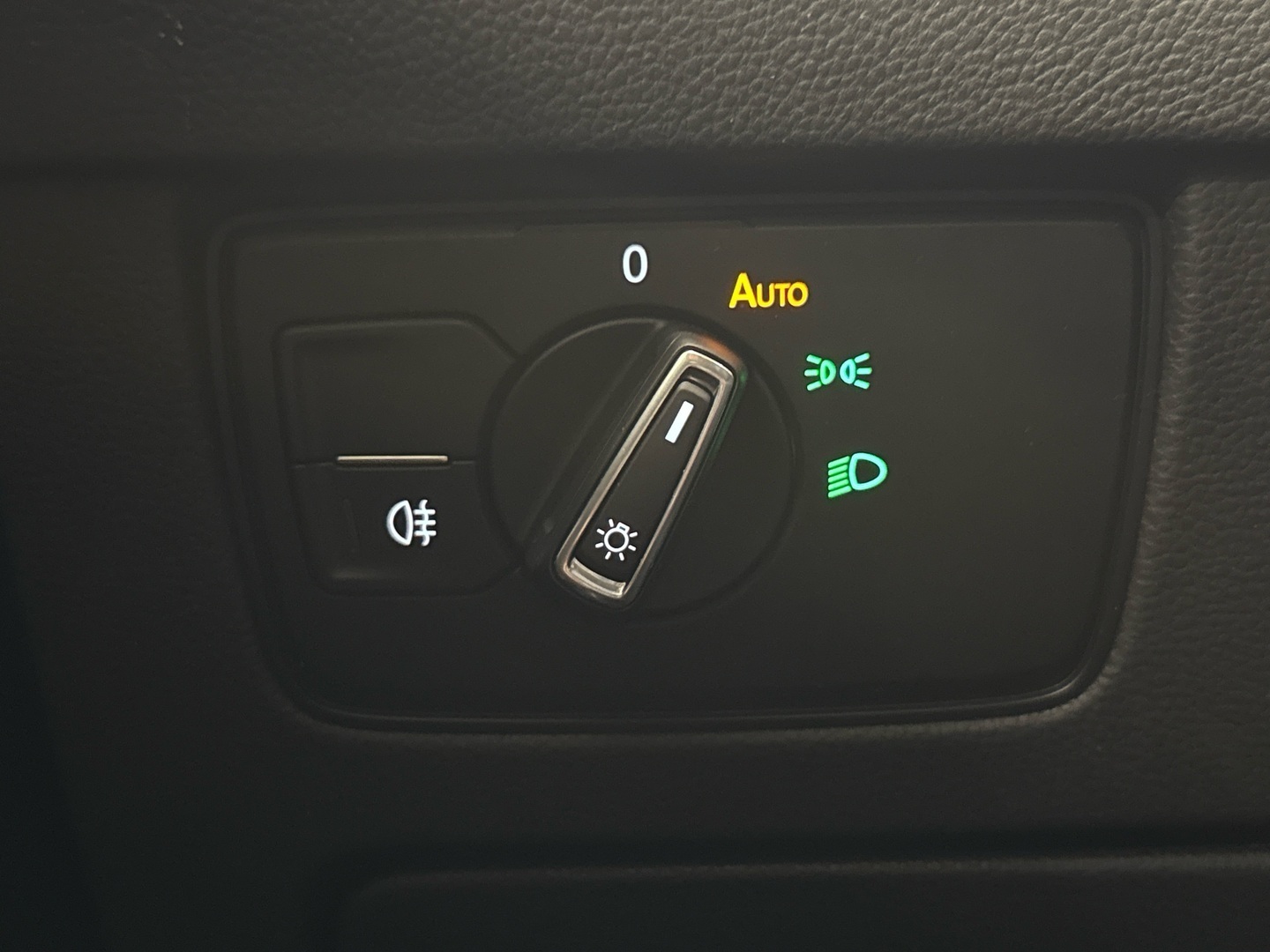 VOLKSWAGEN Passat 2020