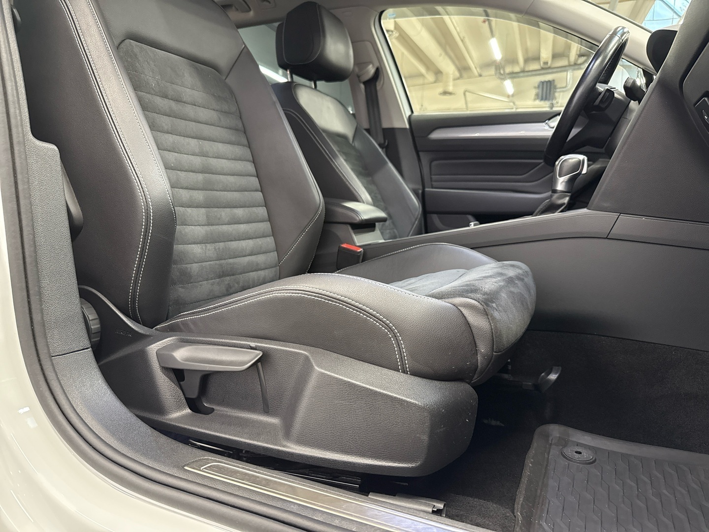 VOLKSWAGEN Passat 2020