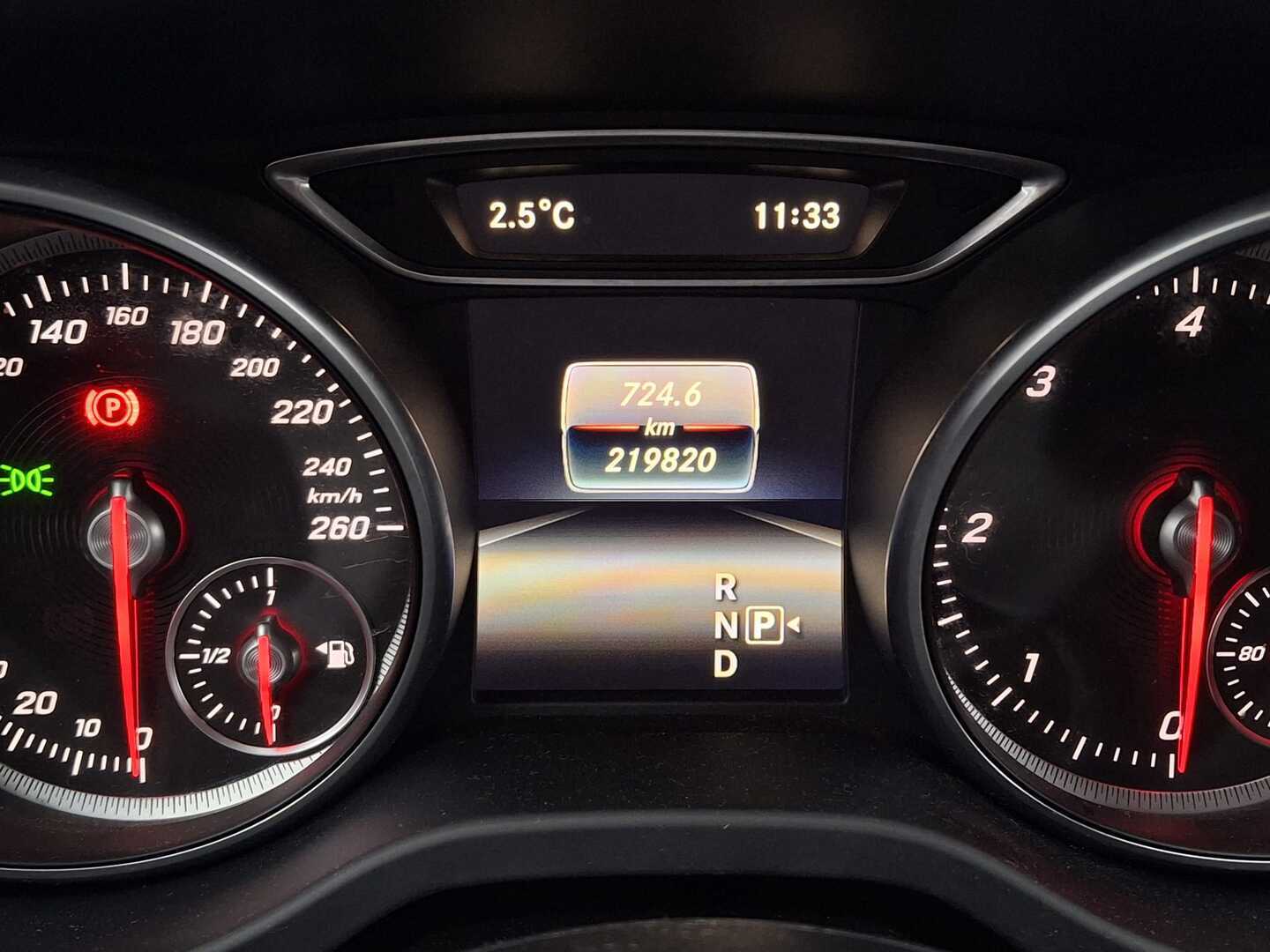 MERCEDES-BENZ CLA 2017