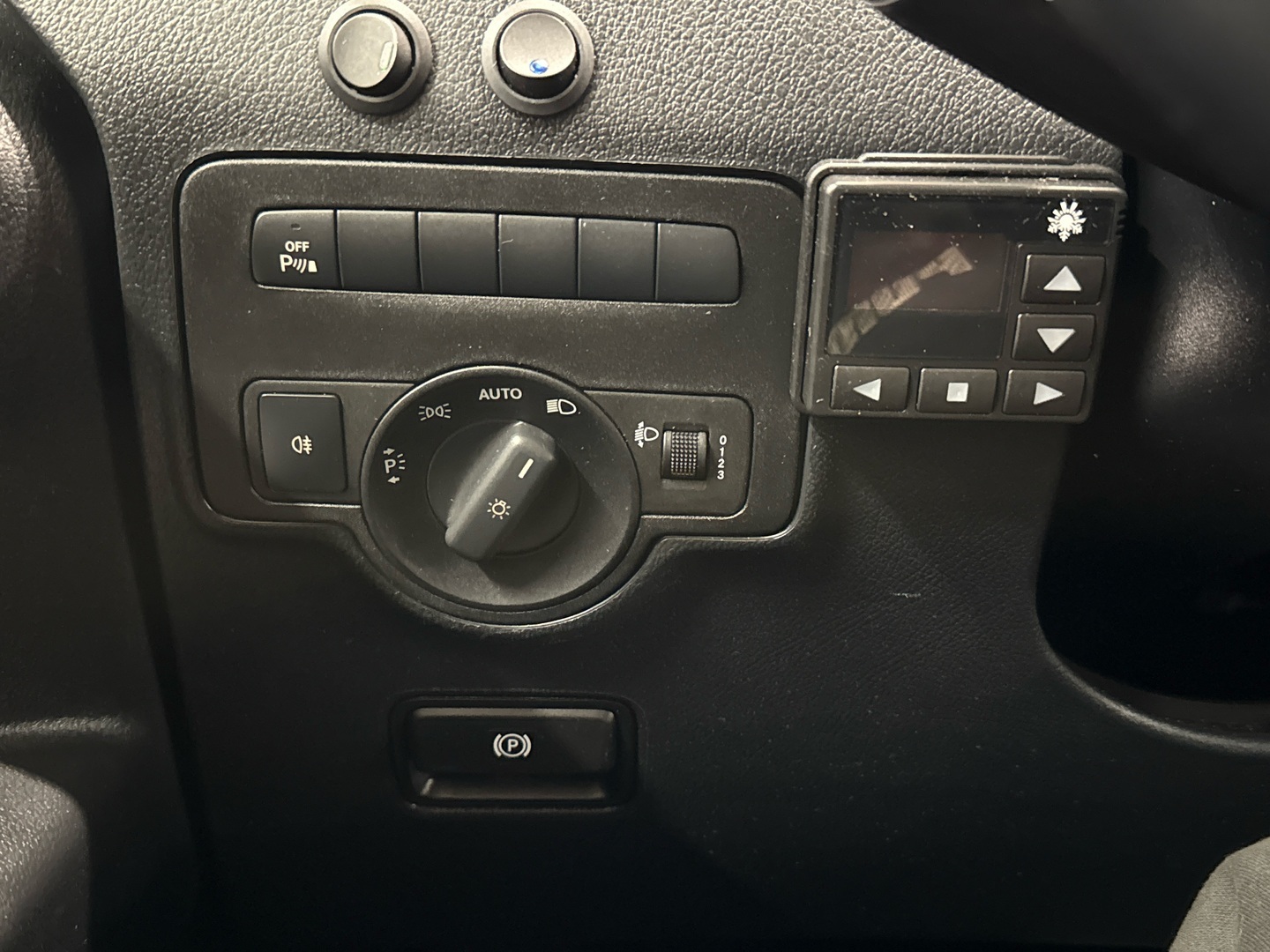 MERCEDES-BENZ VITO 2021