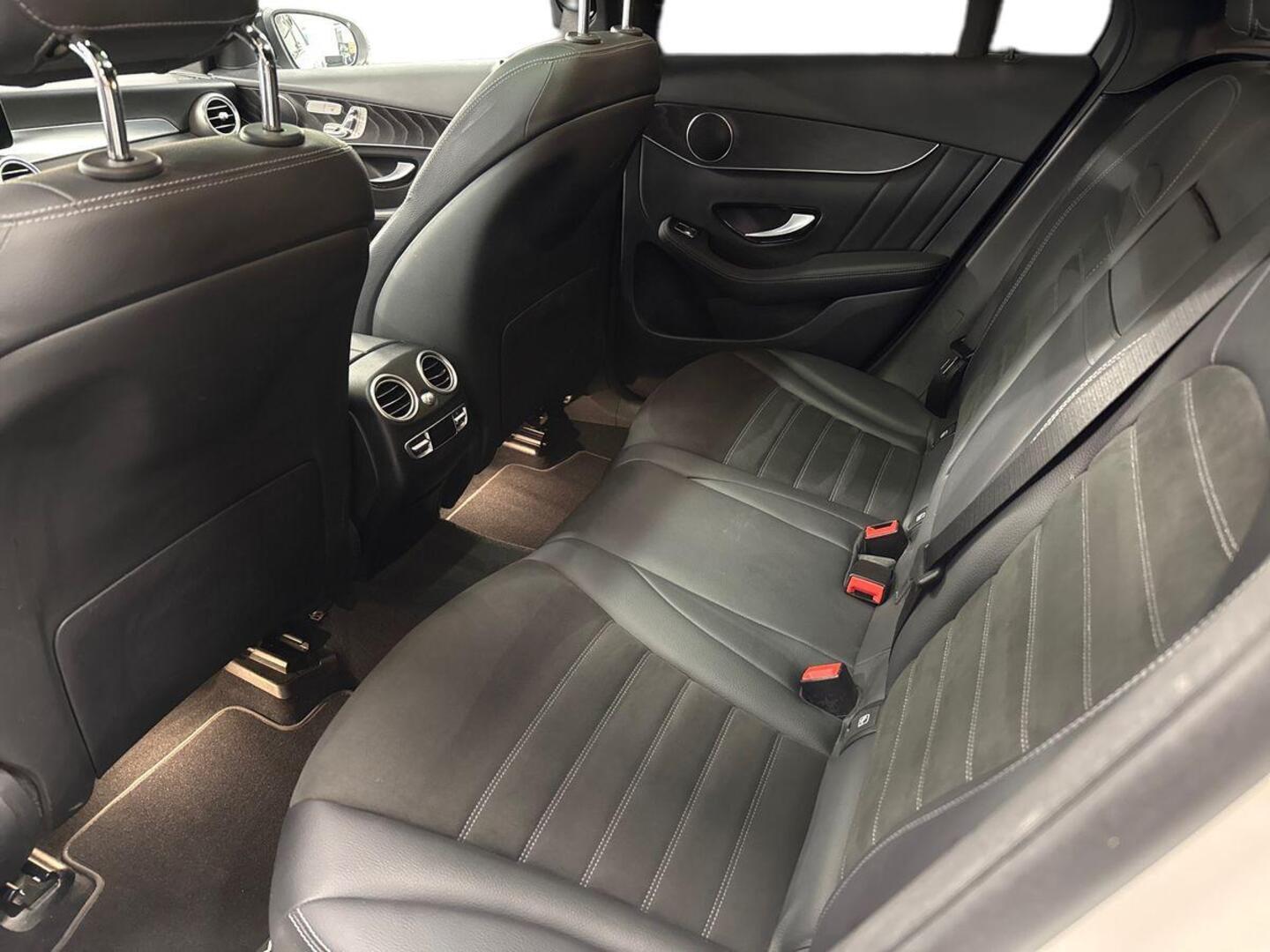 MERCEDES-BENZ GLC 2022