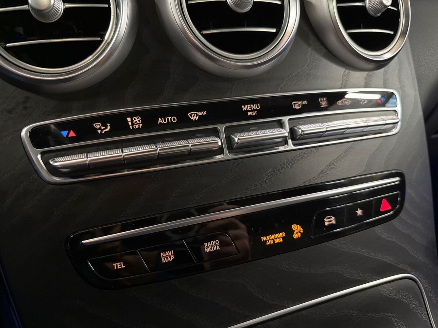 MERCEDES-BENZ GLC 2022
