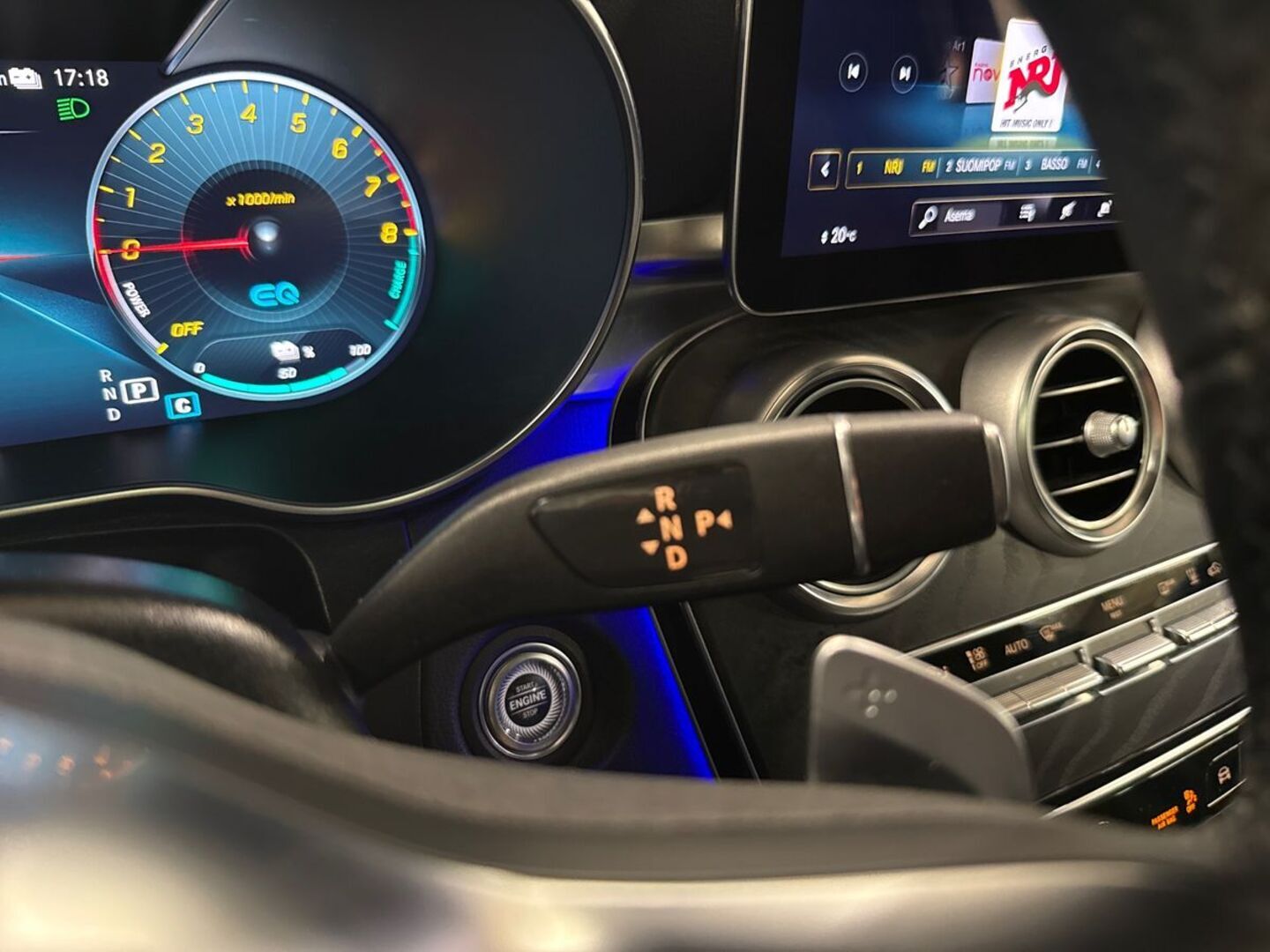MERCEDES-BENZ GLC 2022