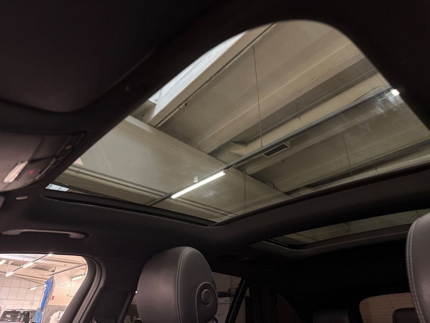 MERCEDES-BENZ GLC 2022