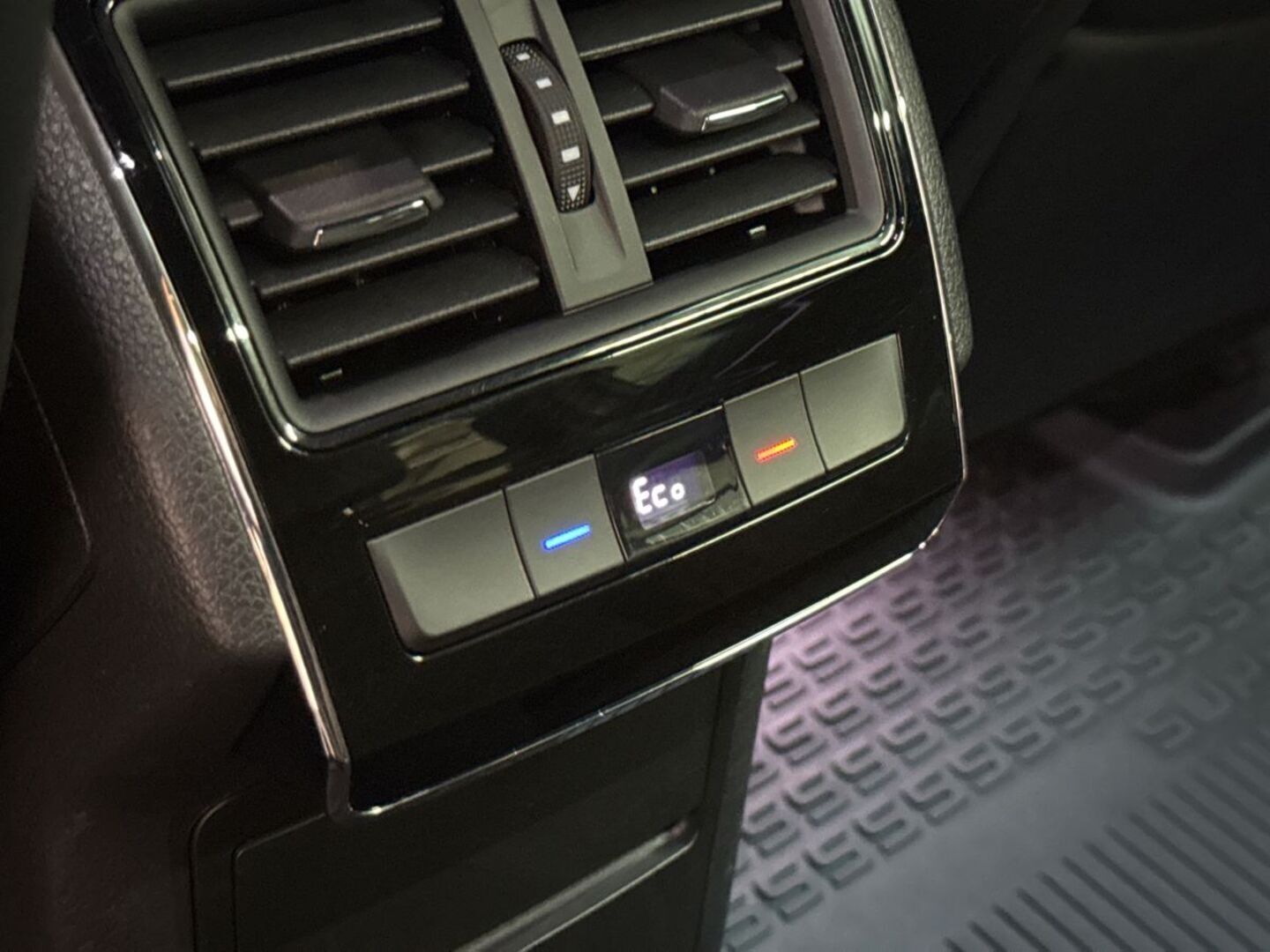 SKODA Superb 2023