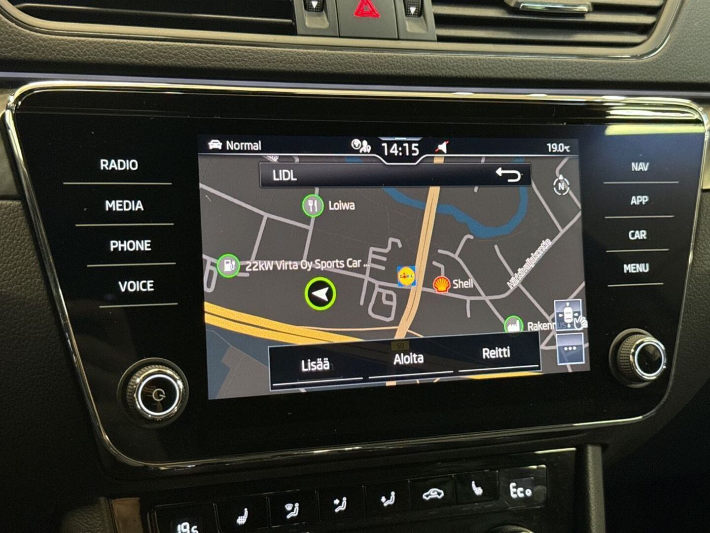 SKODA Superb 2023
