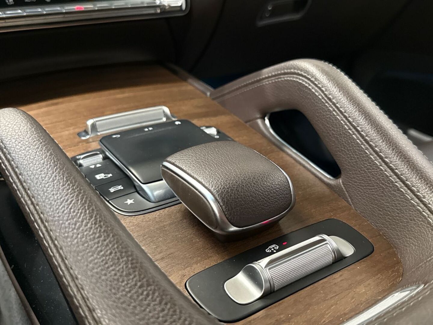 MERCEDES-BENZ GLE 2020