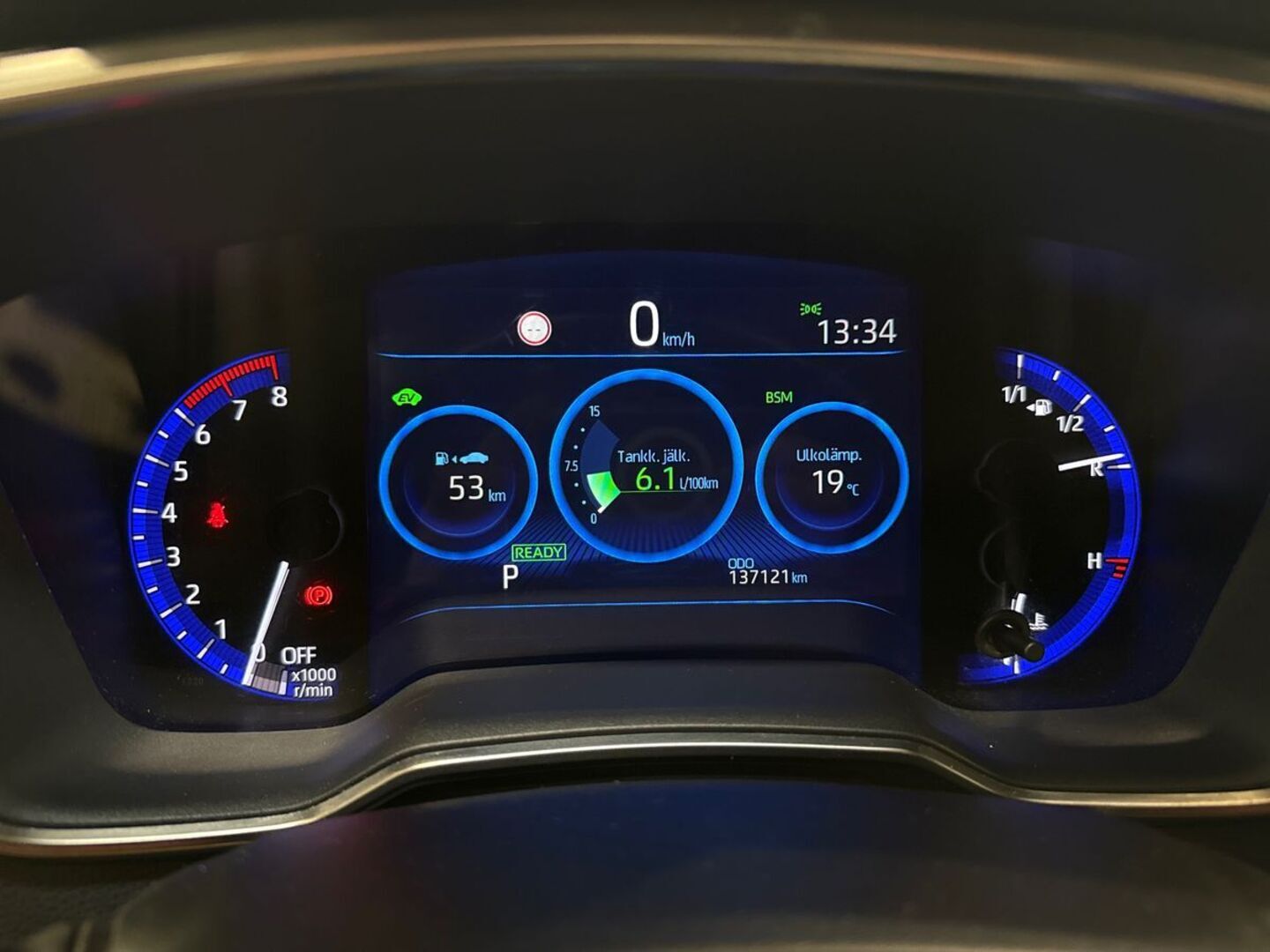 TOYOTA Corolla 2019