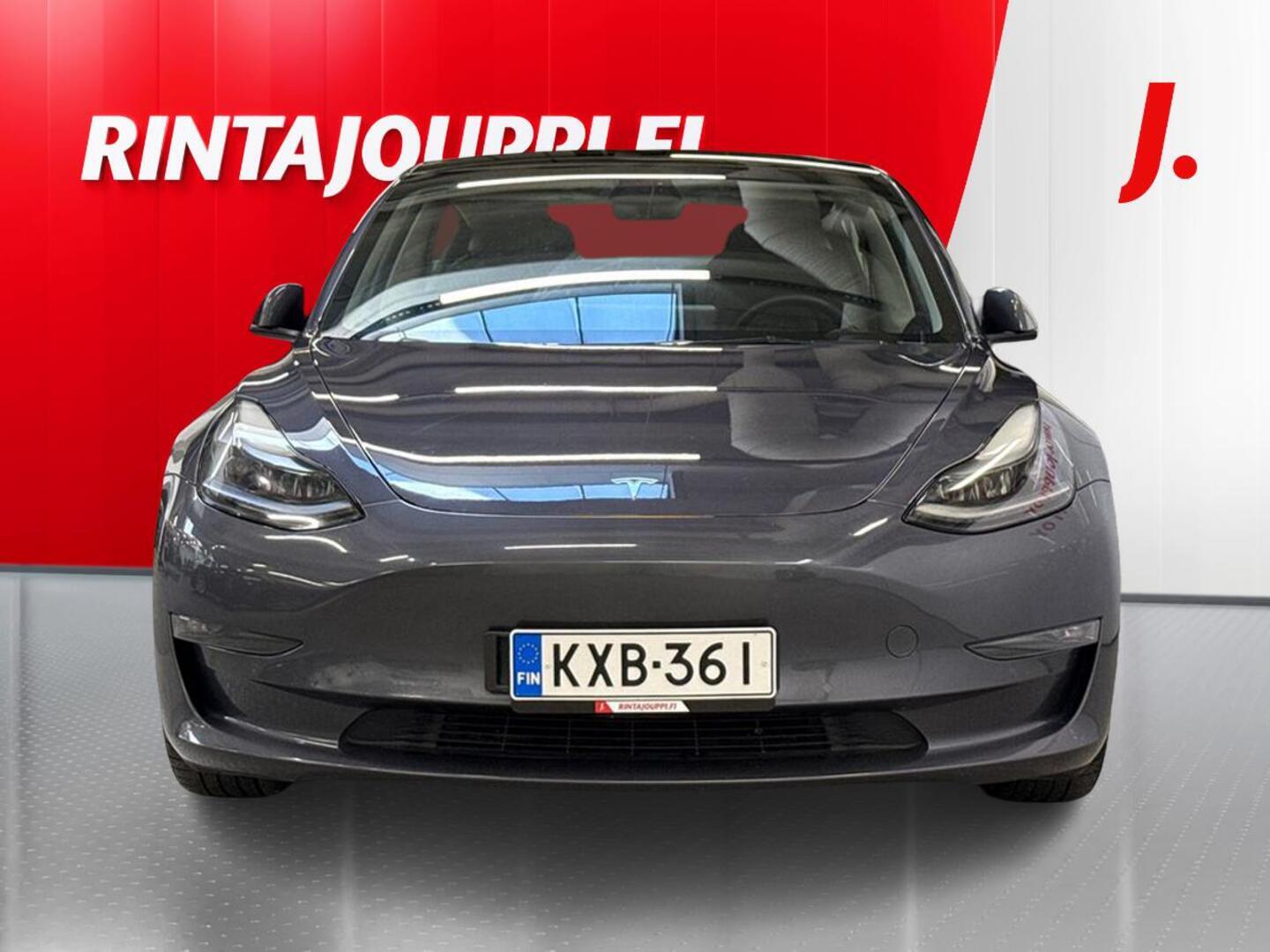 TESLA Model 3 2021