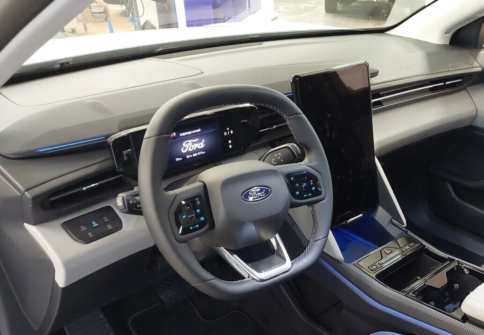 FORD Explorer 2026