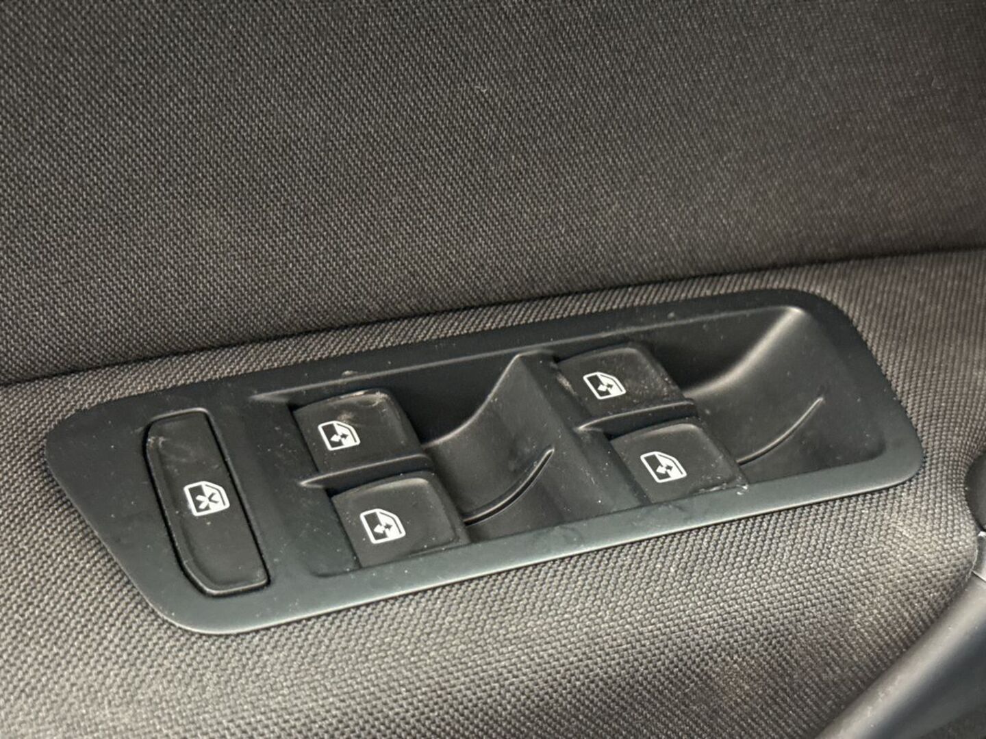 VOLKSWAGEN Golf Sportsvan 2017