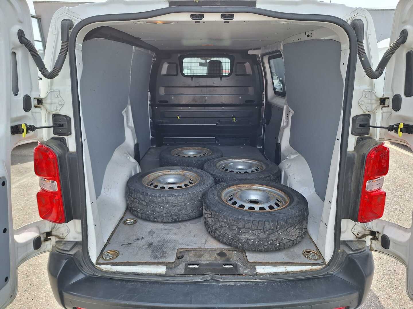 TOYOTA Proace 2017