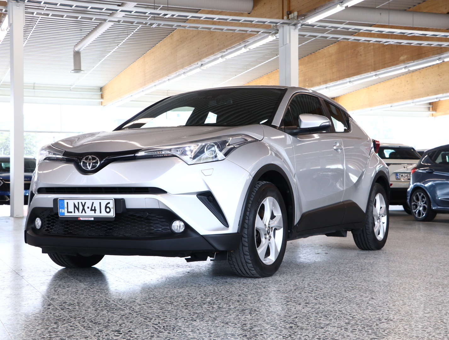 TOYOTA C-HR 2017