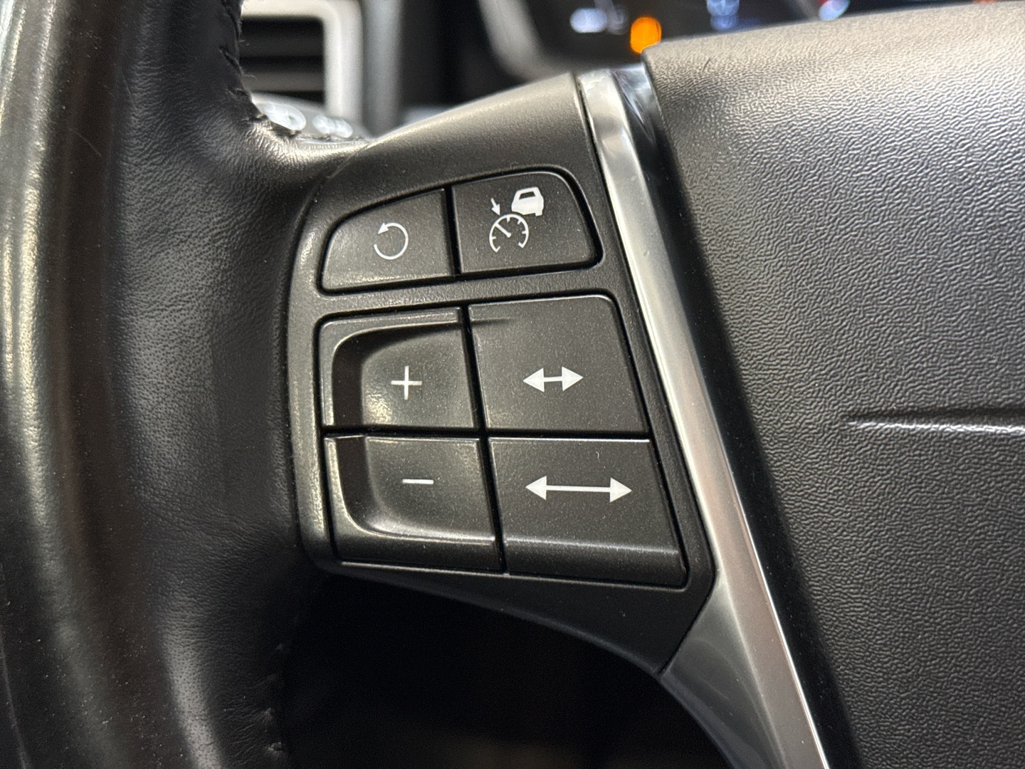 VOLVO S80 2016