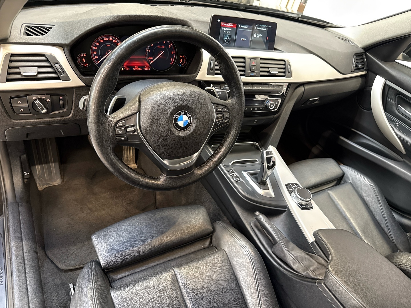 BMW 320 2018