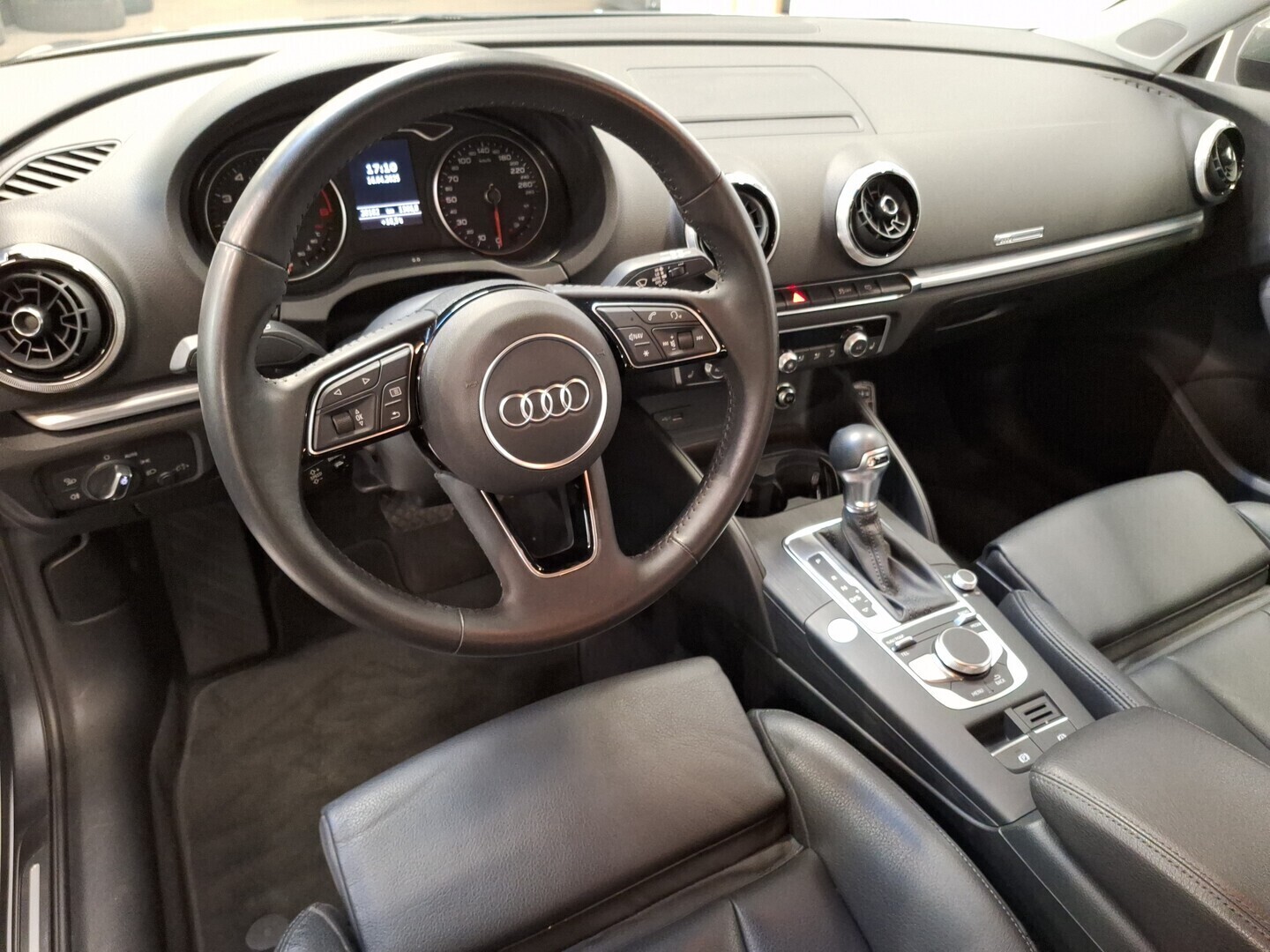 AUDI A3 2019