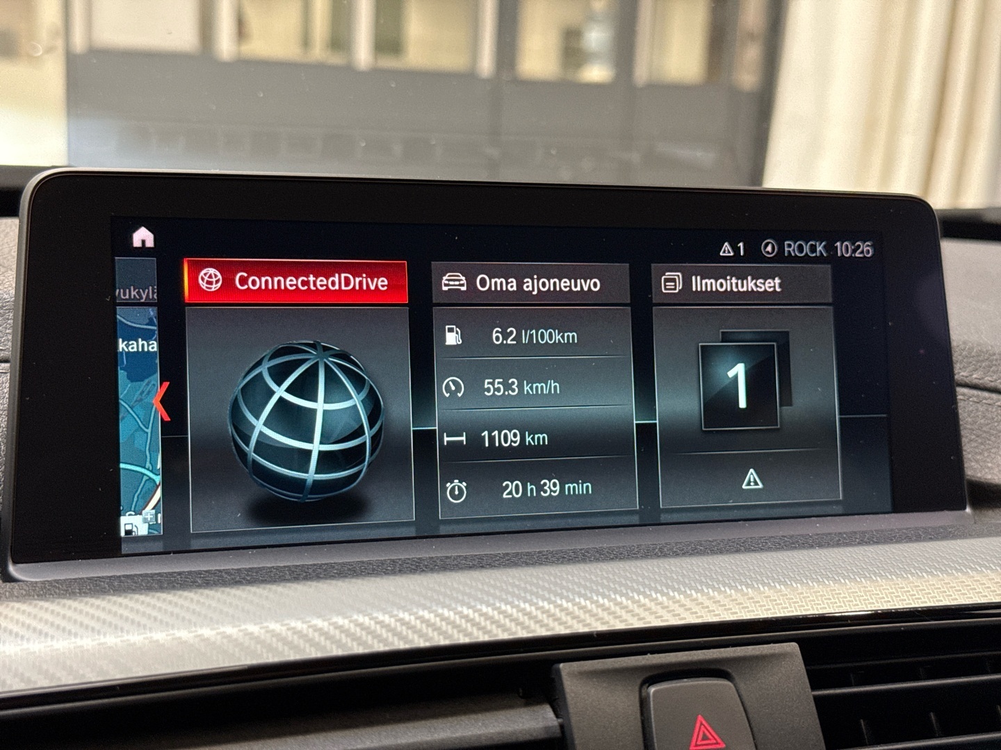 BMW 330 2018
