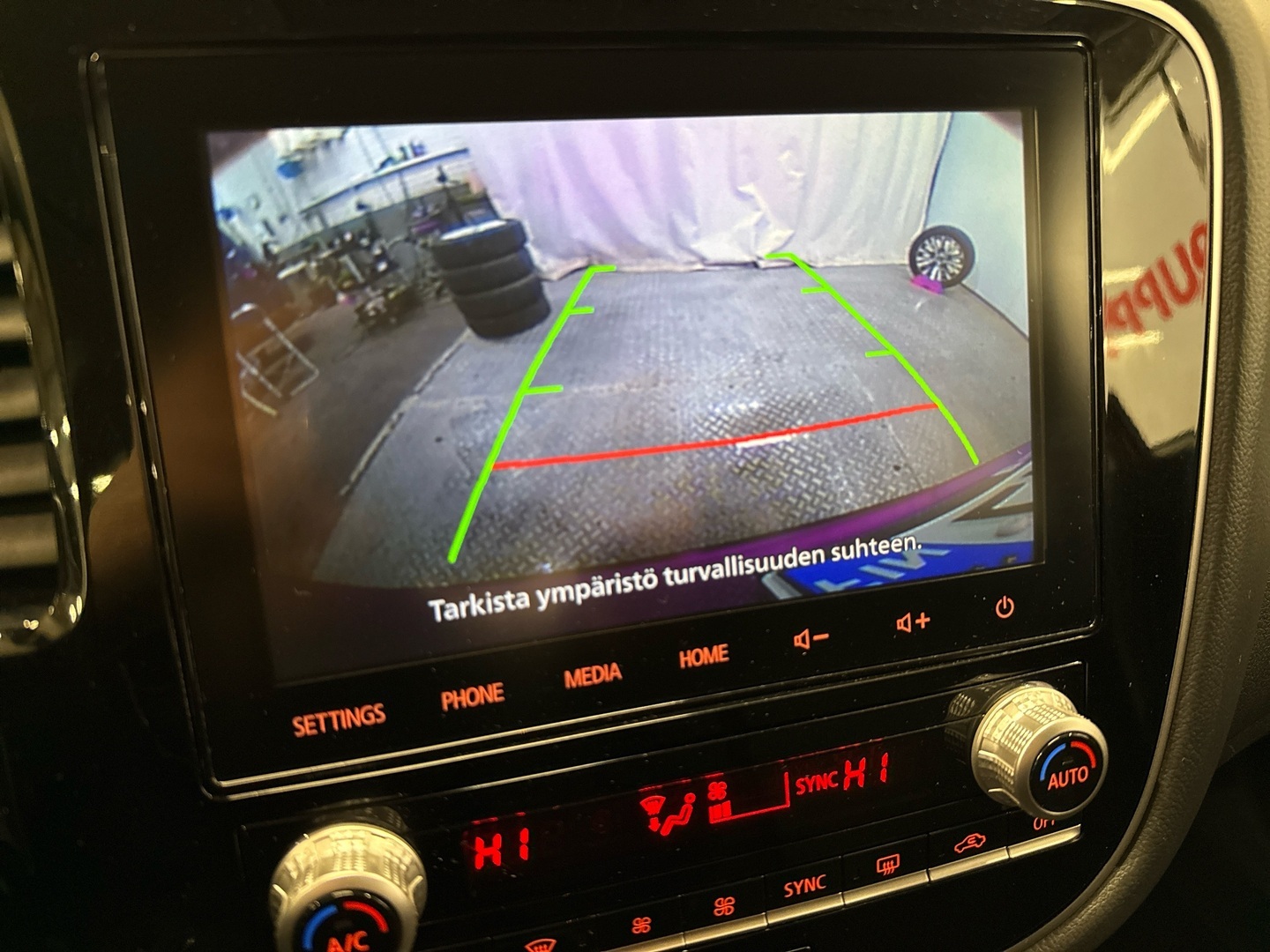 MITSUBISHI Outlander 2021