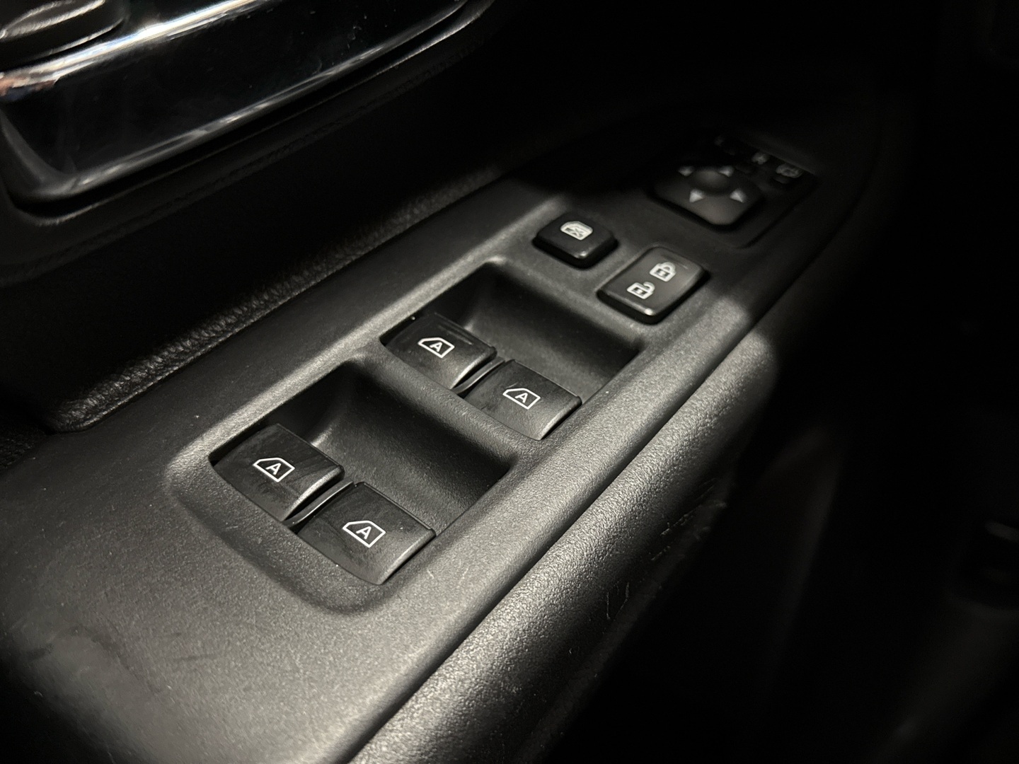 MITSUBISHI Outlander 2021