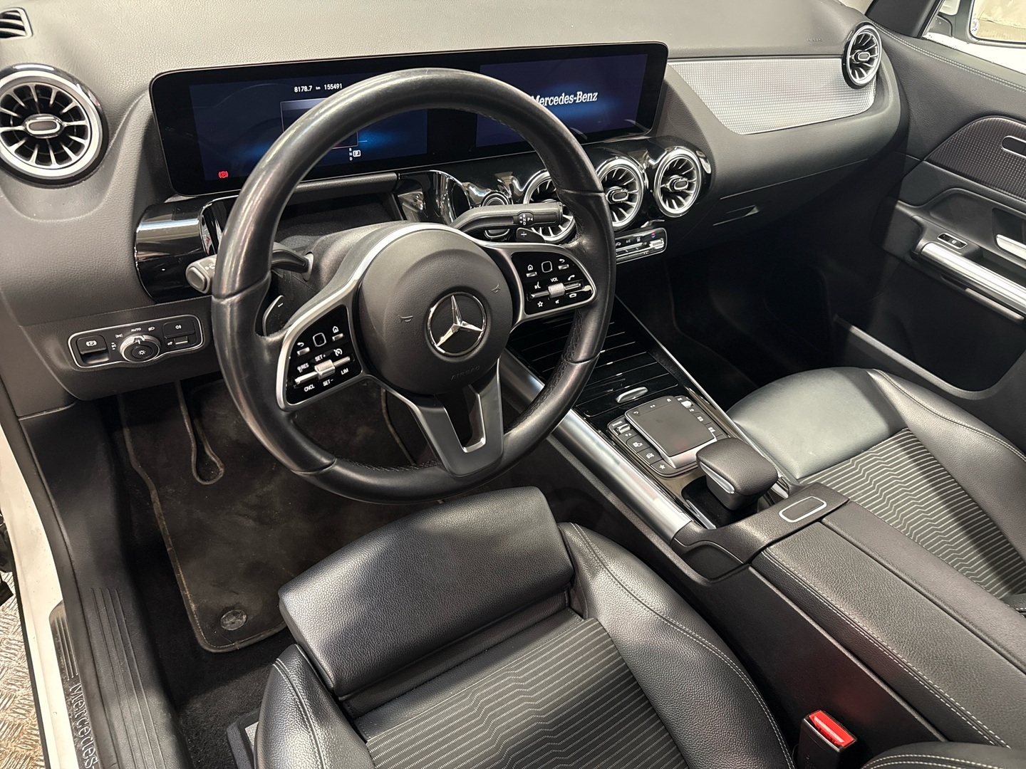 MERCEDES-BENZ EQA 2022