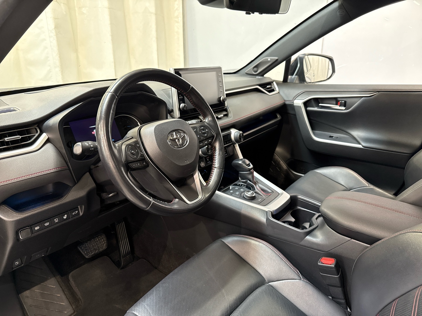 TOYOTA RAV4 Plug-in 2020