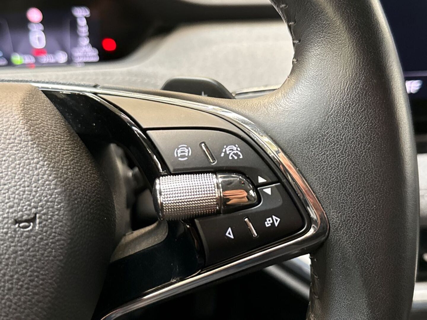 SKODA Enyaq 2022