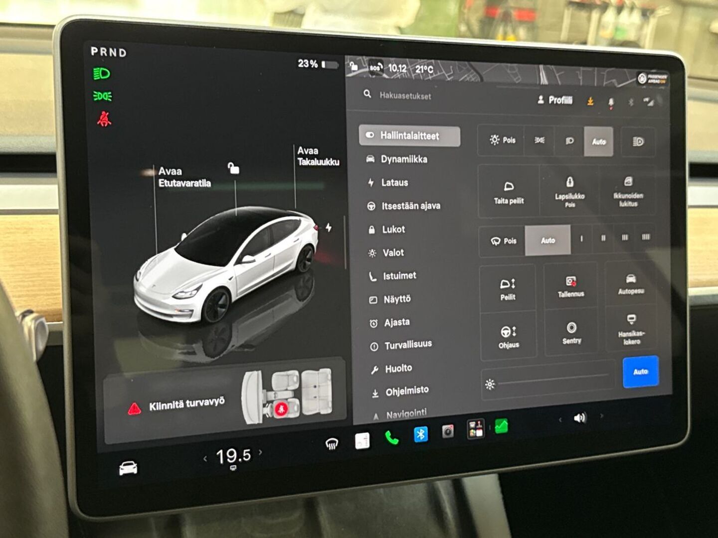 TESLA Model 3 2023