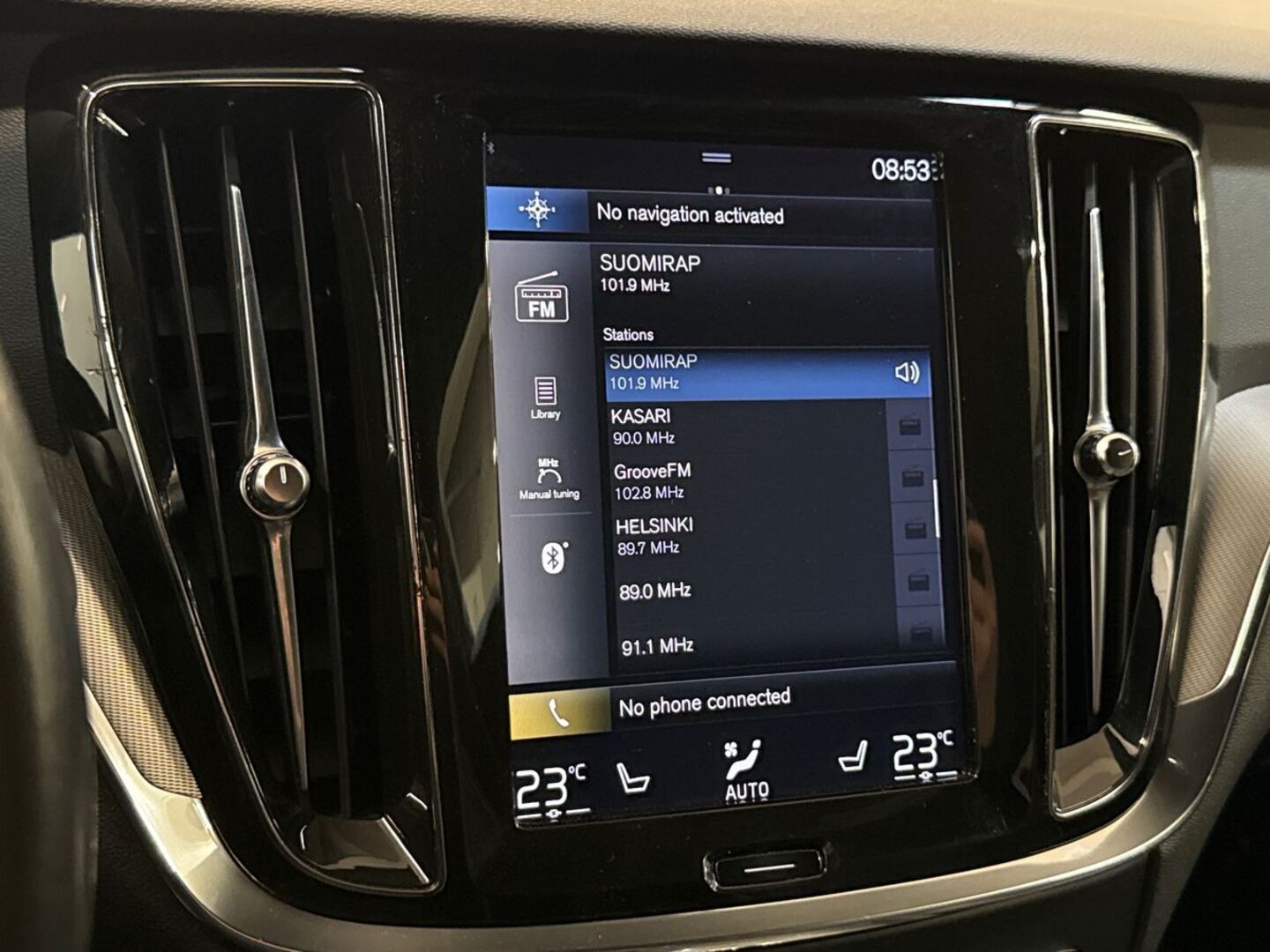 VOLVO V60 2020