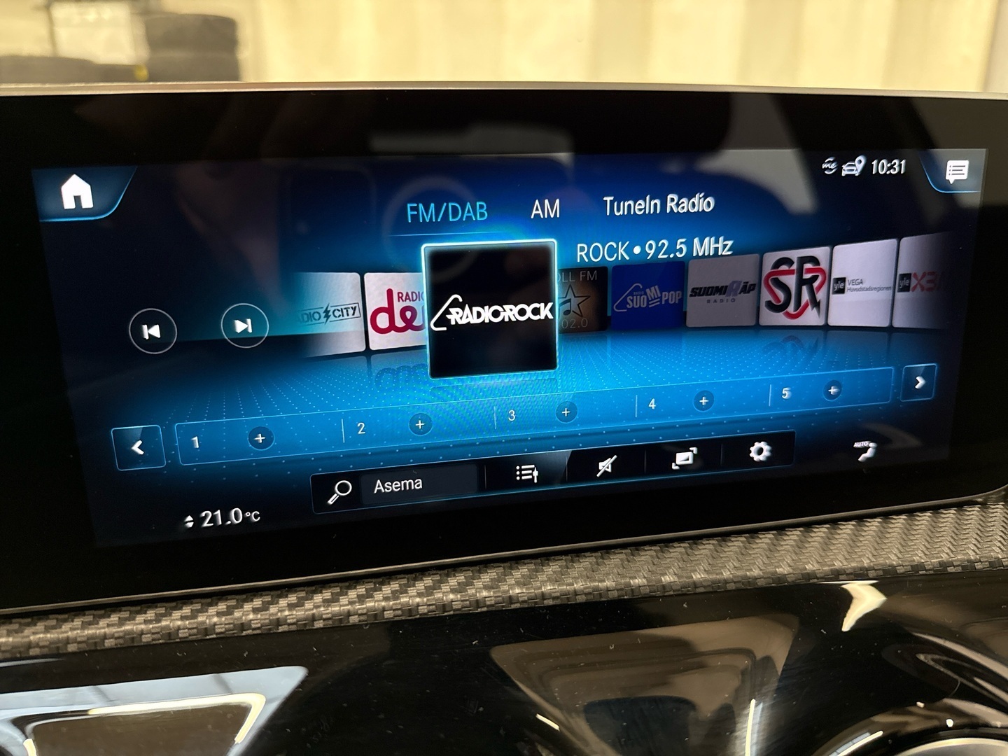 MERCEDES-BENZ A 2020