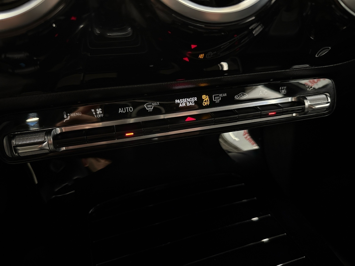 MERCEDES-BENZ A 2020