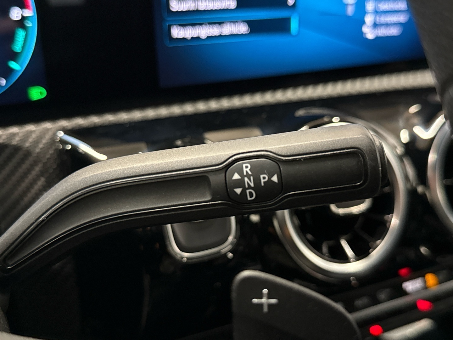 MERCEDES-BENZ A 2020