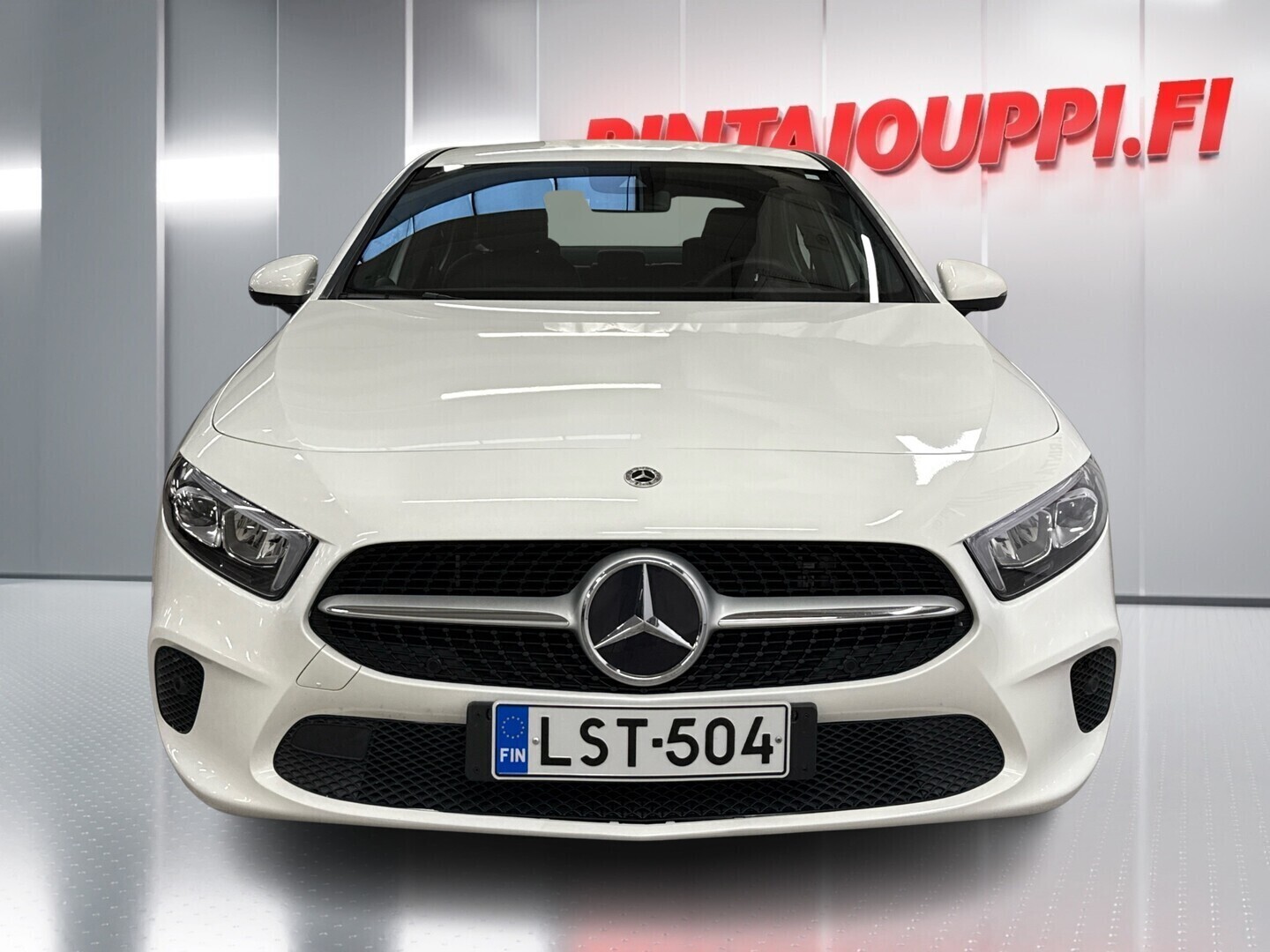 MERCEDES-BENZ A 2020