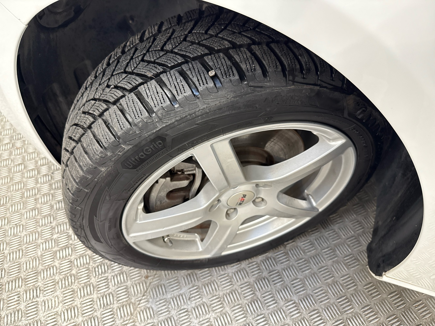 MERCEDES-BENZ A 2020