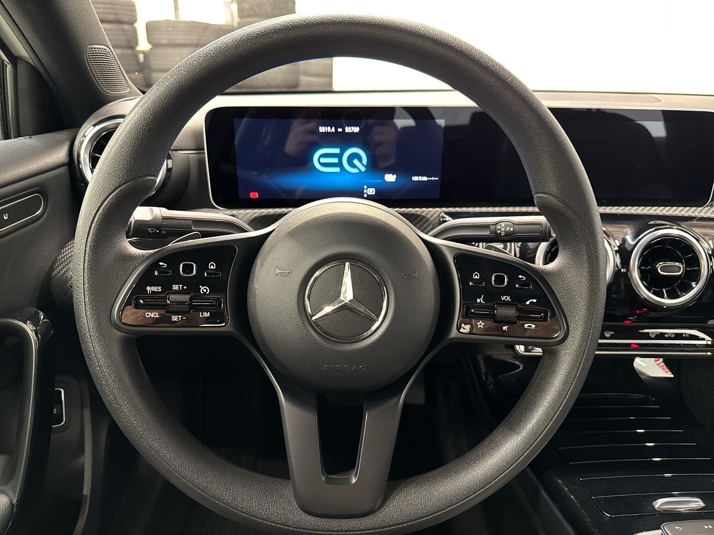 MERCEDES-BENZ A 2020