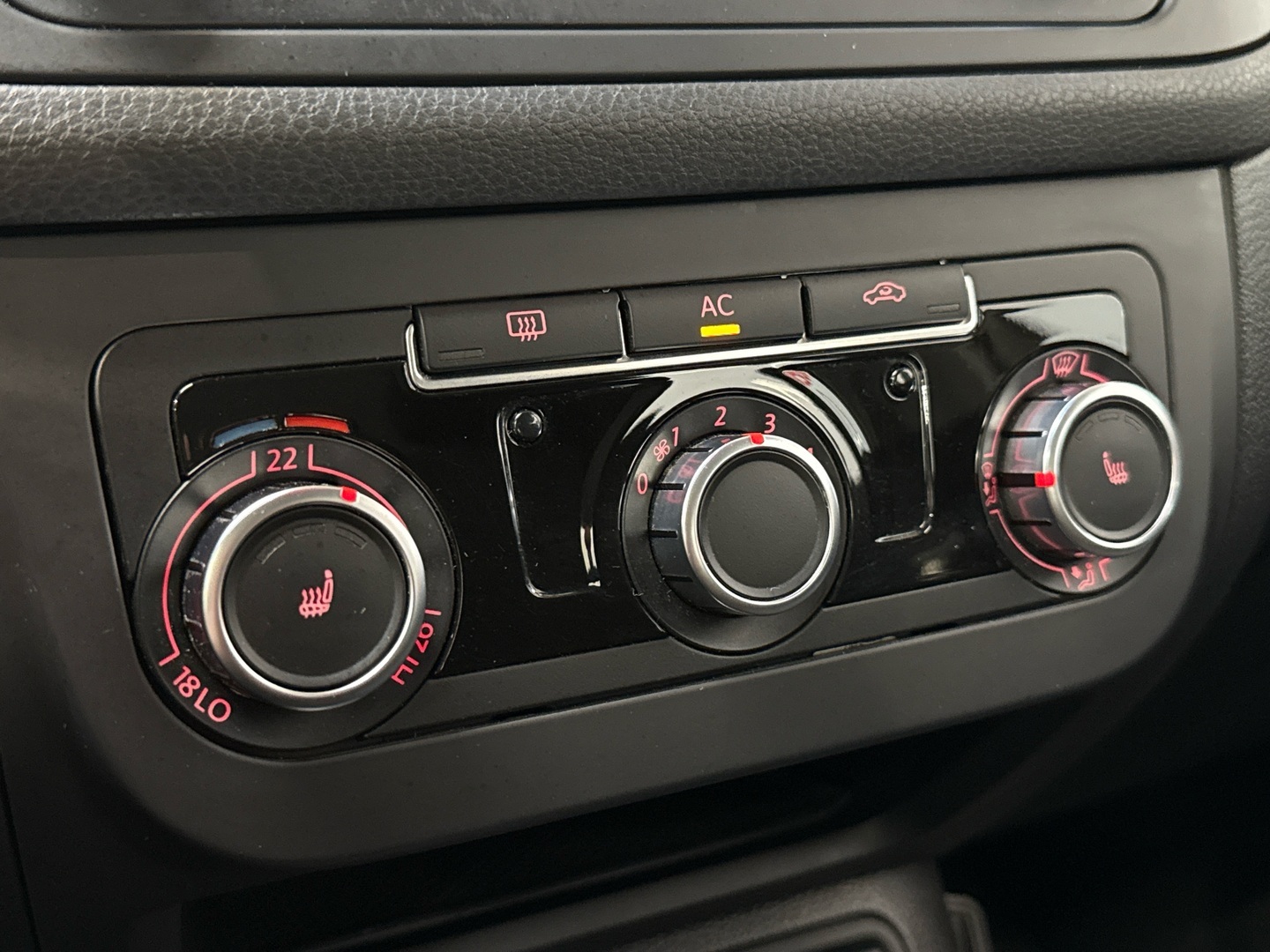 VOLKSWAGEN Golf Plus 2010