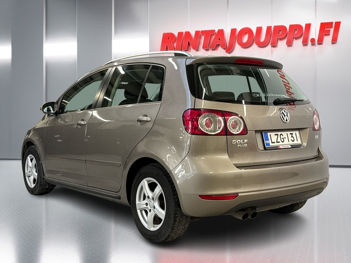 VOLKSWAGEN Golf Plus 2010