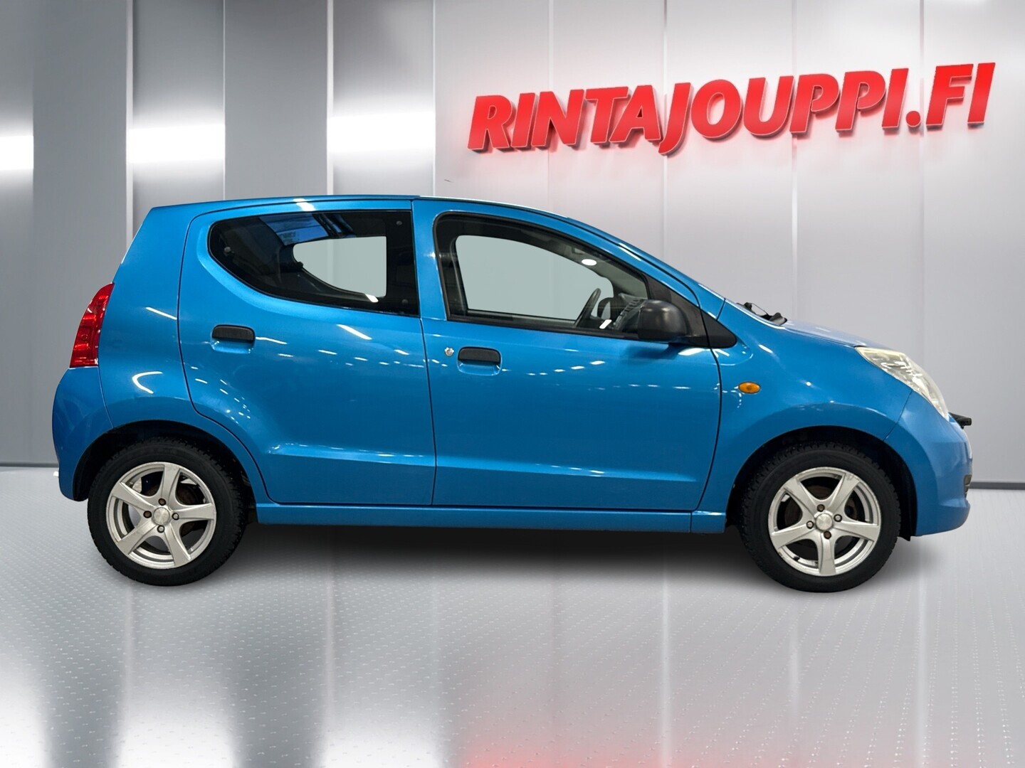 SUZUKI Alto 2011