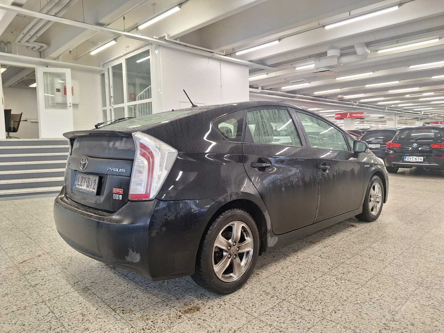 TOYOTA Prius 2012