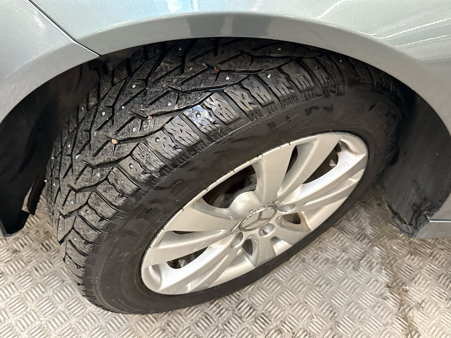 MERCEDES-BENZ C 2011