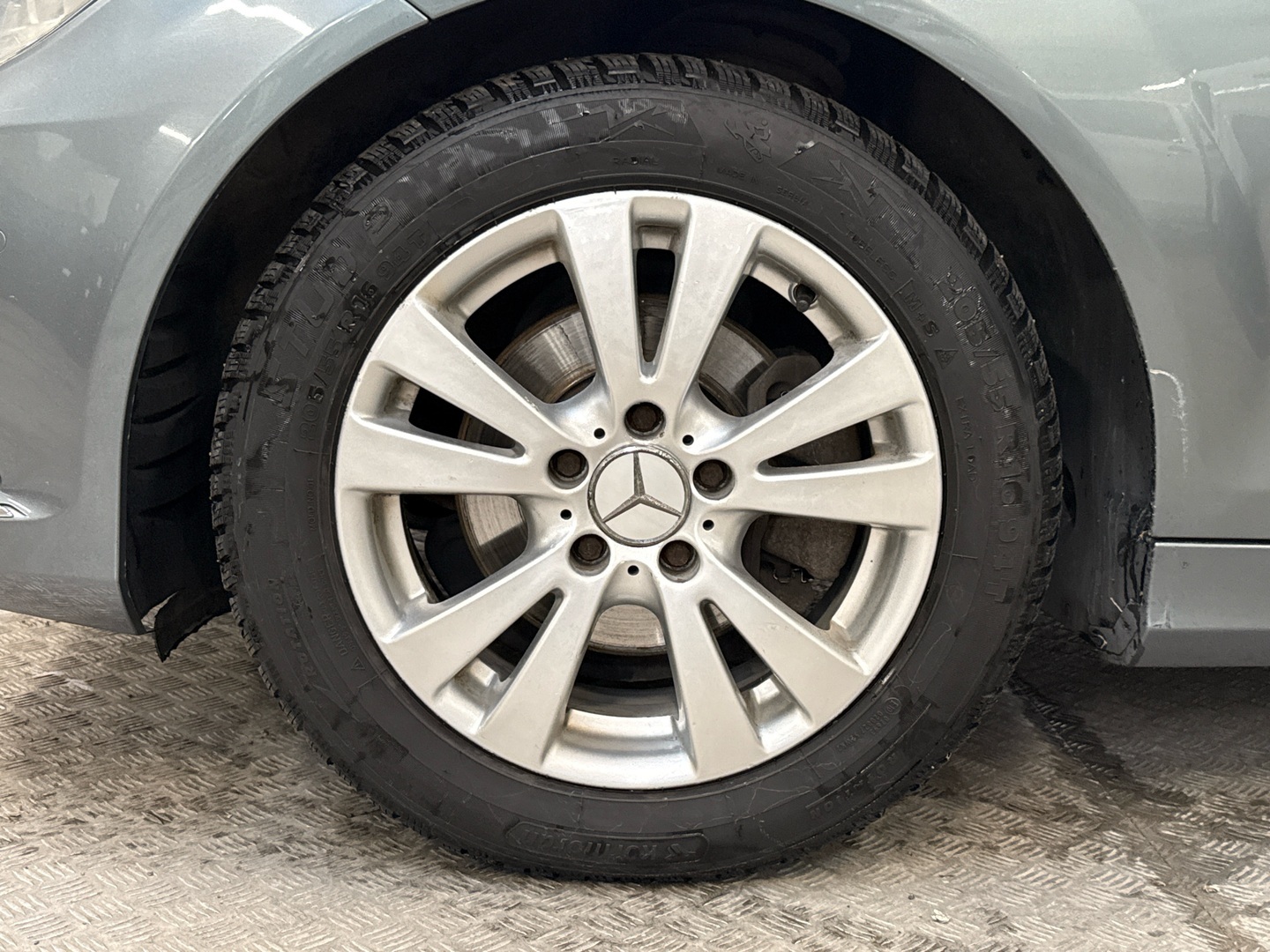 MERCEDES-BENZ C 2011