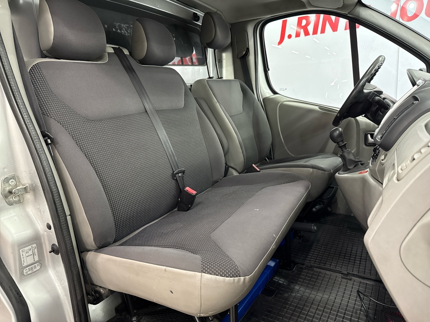 OPEL Vivaro 2011