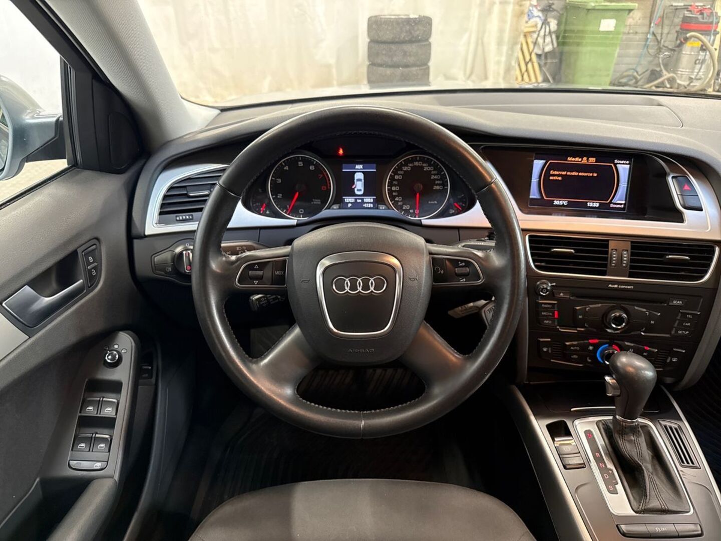 AUDI A4 2011
