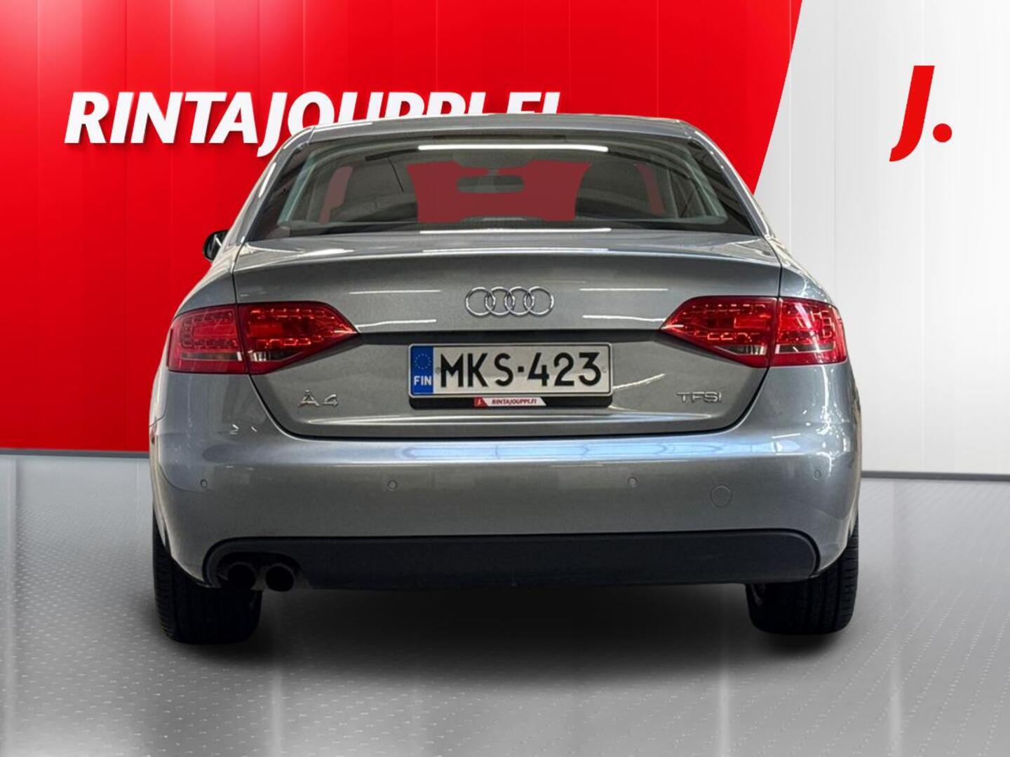 AUDI A4 2011