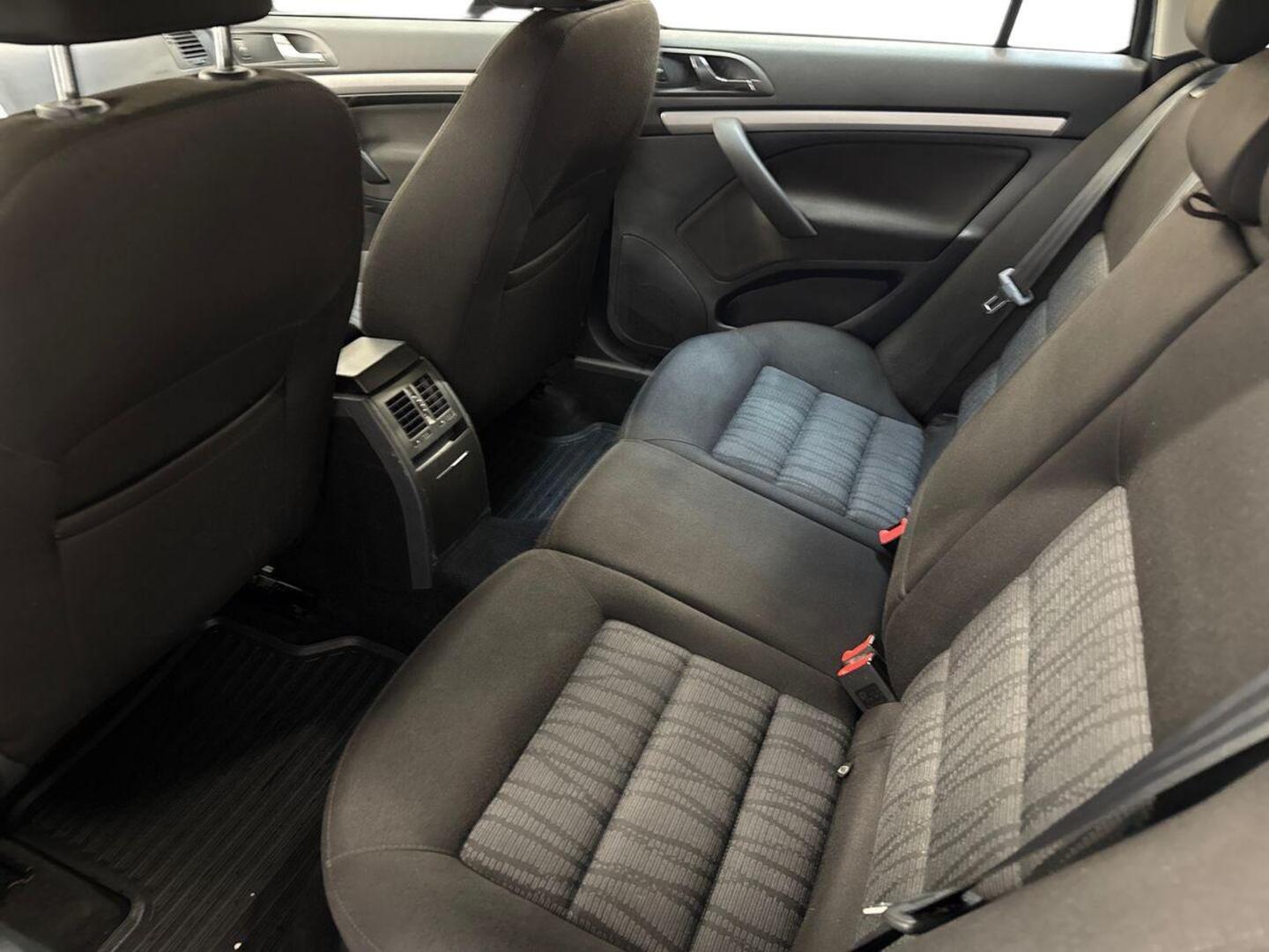 SKODA Octavia 10