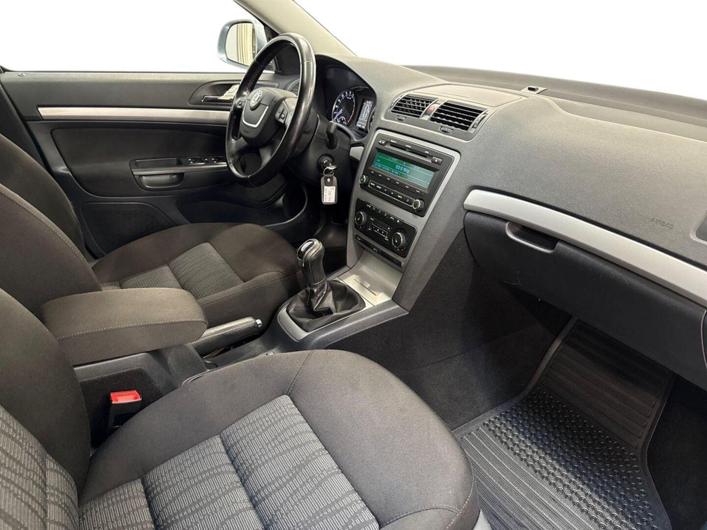 SKODA Octavia 9