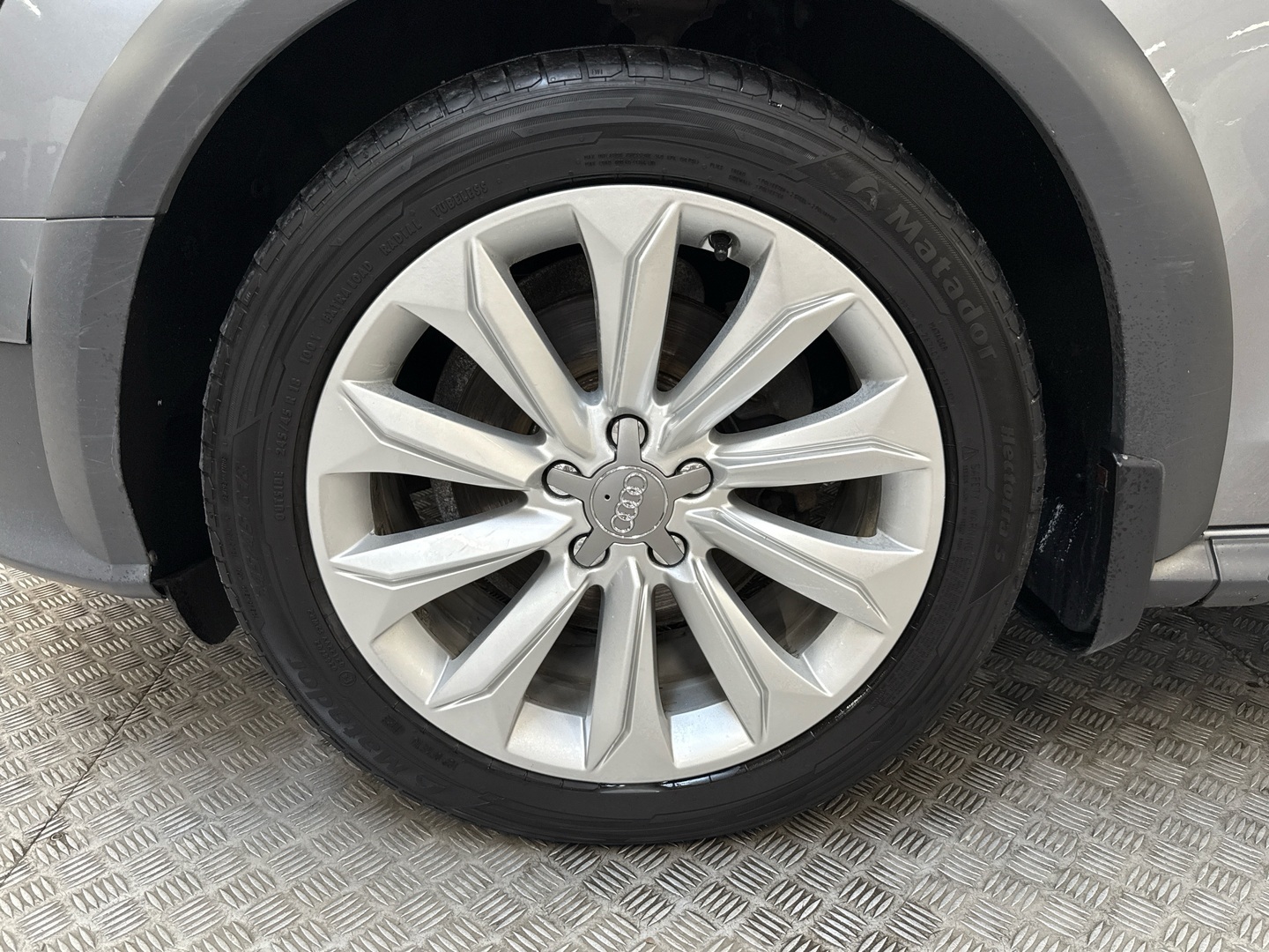 AUDI A4 allroad quattro 2015