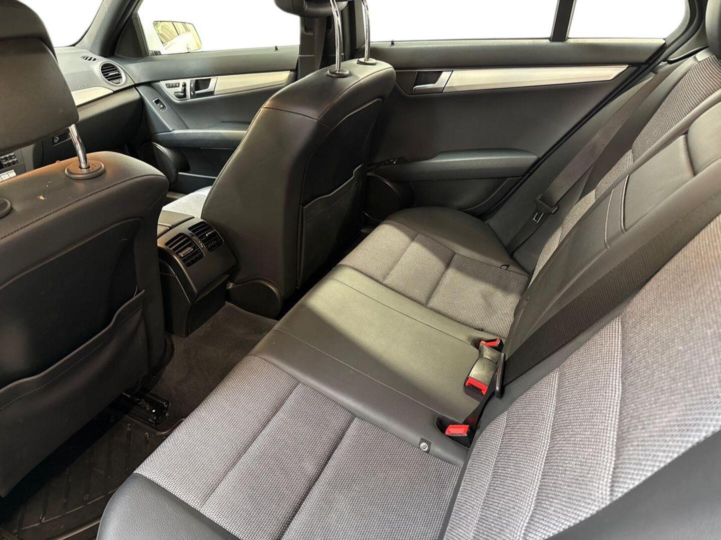 MERCEDES-BENZ C 2013